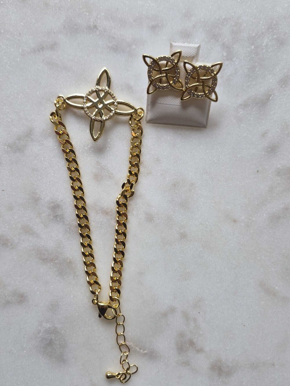 Celtic Knot Set Nudo De Bruja Gold Plated